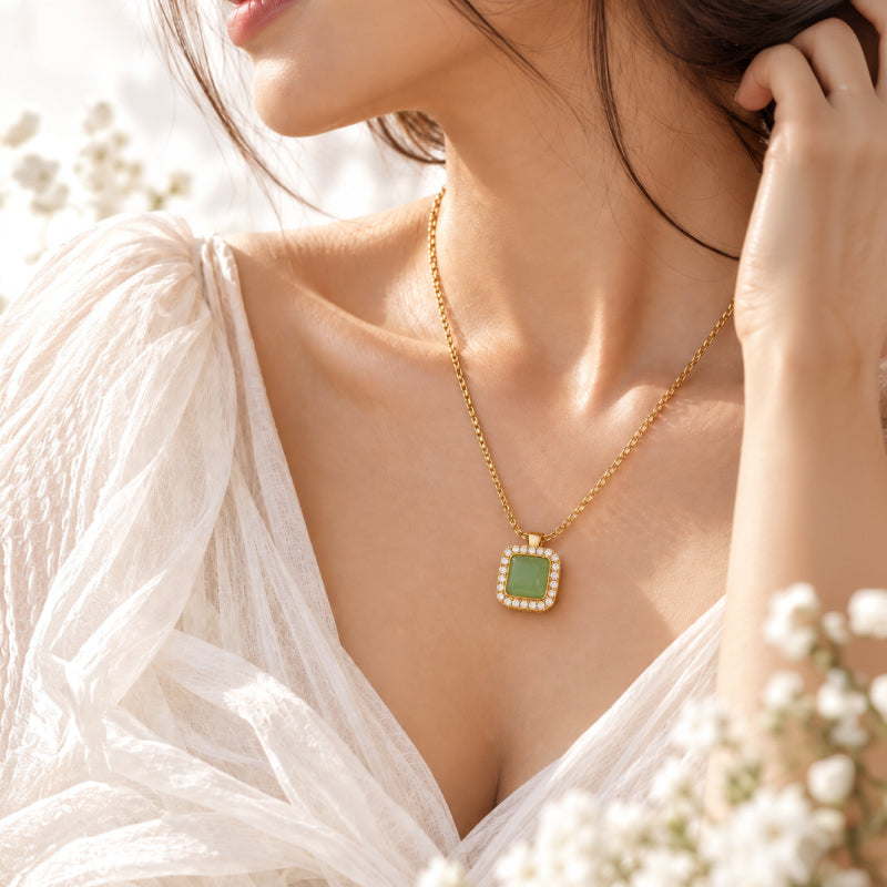 Verde Elara Green Aventurine Necklace